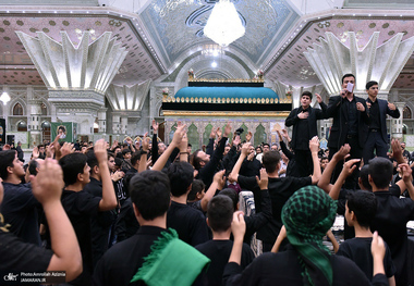 سوگواره احلی من العسل در حرم مطهر امام خمینی (س) 