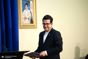 نشست خبری سخنگوی وزارت امور خارجه / سید عباس موسوی