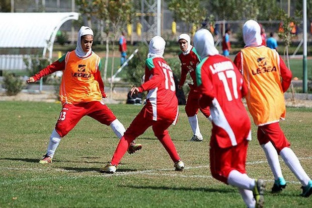 اردوی استعدادیابی فوتبال دختران در قزوین آغاز شد