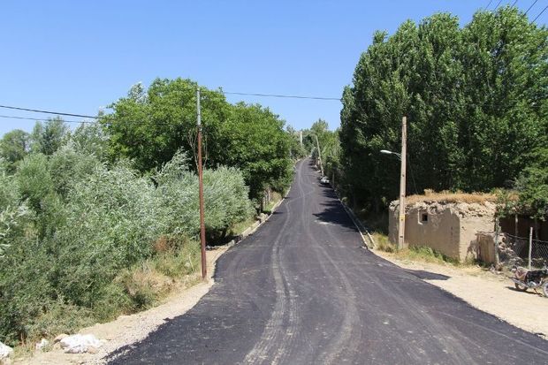 نزدیک به نیم میلیون مترمربع مسیر روستایی در ارومیه آسفالت شد