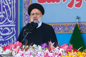 مراسم رژه روز ارتش در جوار حرم مطهر امام خمینی (س) -1