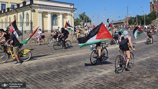 تظاهرات دوچرخه سواران در فنلاند در حمایت از فلسطین + عکس ها
