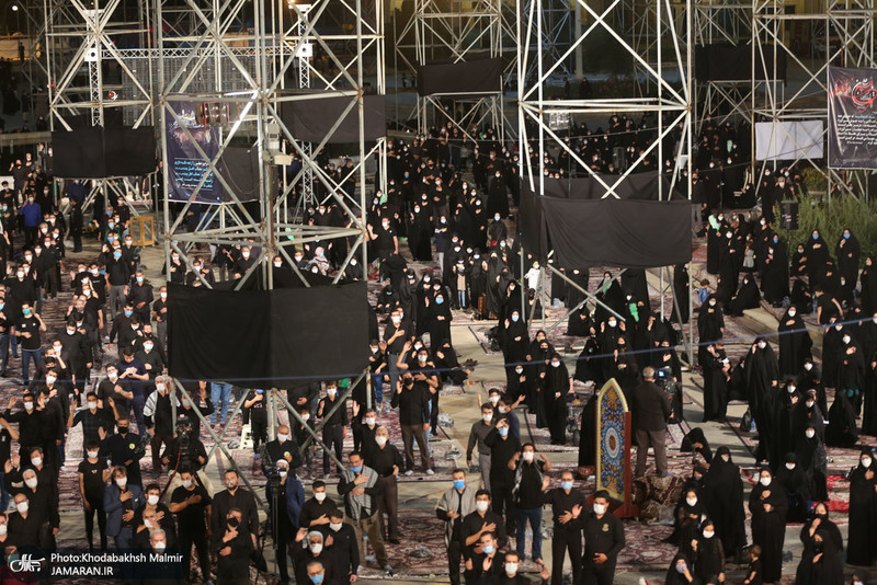 عزاداری شب شام غریبان حسینی(ع) در حرم مطهر امام خمینی (س)