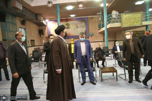 دیدار دبیر کل و اعضای حزب مردم سالاری با سید حسن خمینی