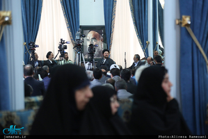 دیدار اعضای ستاد مرکزی برزگداشت حضرت امام خمینی(س) با سید حسن خمینی 