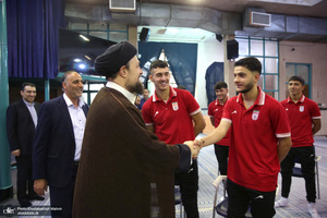 دیدار اعضای تیم ملی فوتبال نوجوانان ایران با سید حسن خمینی