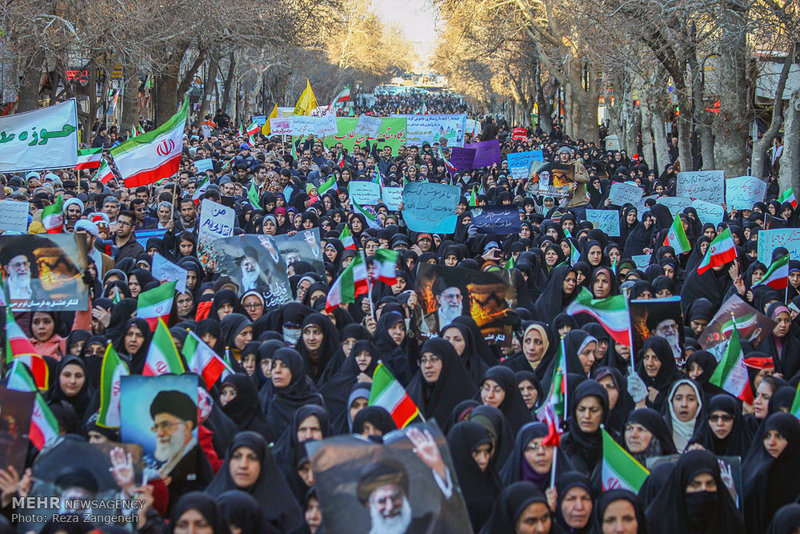 تجمع و راهپیمایی مردمی در اعتراض به آشوب های اخیر در استان 