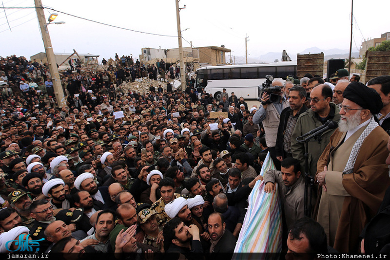 بازدید سرزده رهبر معظم انقلاب از مناطق زلزله‌زده استان کرمانشاه