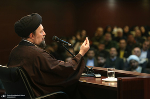 دیدار رئیس، مدیران و جمعی از کارکنان کمیته امداد امام خمینی (ره) با سید حسن خمینی