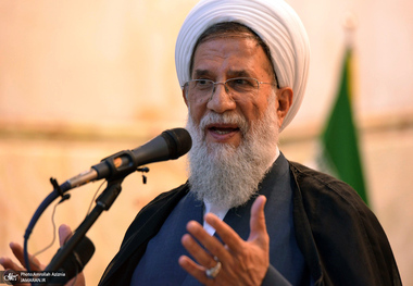 رئیس سازمان عقیدتی سیاسی ارتش: حکمرانی موفق در فضای حقیقی بدون تسلط بر فضای مجازی توهمی بیش نیست/ فضای مجازی حتی پدر و مادر را از تربیت کودکان مدرسه نرفته عاجز کرده است/ بخواهیم یا نخواهیم، بخش اعظم حکمرانی دنیا از این پس در فضای مجازی خواهد بود