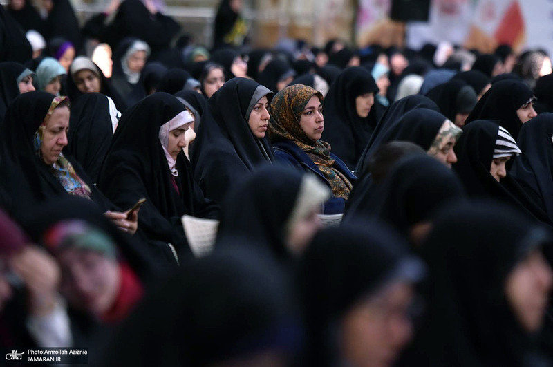 آئین هم عهدی بانوان مراکز تعالی طرح شهید آرمان علی وردی در حرم امام خمینی