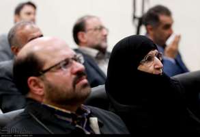 نشست «پیام چهل سالگی انقلاب اسلامی در آیینه دیپلماسی رسانه ای»