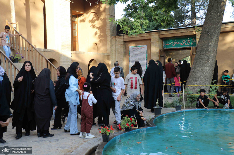 جشن بزرگ غدیر در جوار بیت تاریخی حضرت امام (س) در شهرستان خمین