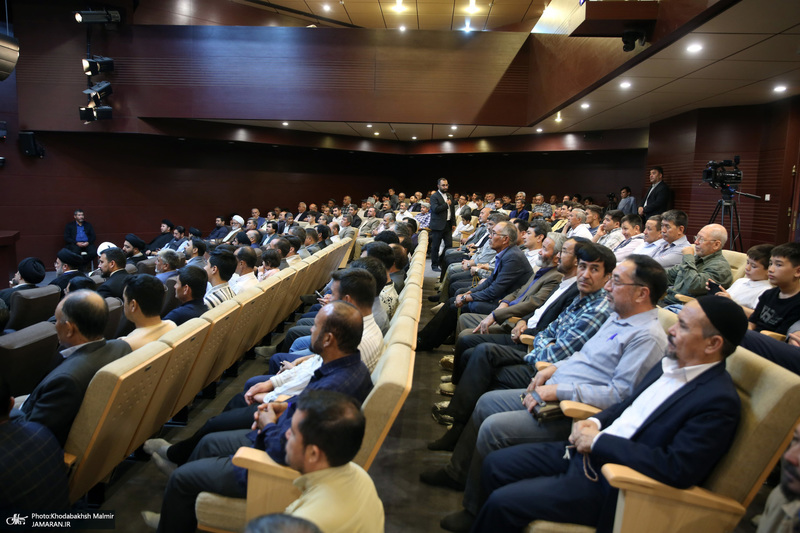 دیدار مسئولین هیت های مذهبی اتباع استان تهران با سید حسن خمینی