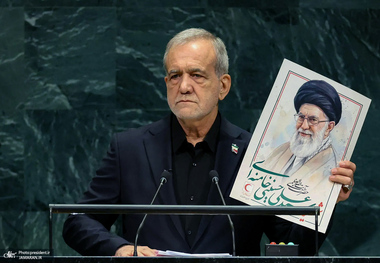 مقایسه کلمات پرتکرار و تحلیل گفتمان سه سخنرانی واکنش‌برانگیز؛ چگونه ترامپ، نتانیاهو و پزشکیان در سازمان ملل با کلمات می‌جنگند