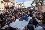 گزارش تصویری از غزه؛ تشییع خبرنگاری که زنده بود تا جنایت اسرائیل را روایت کند