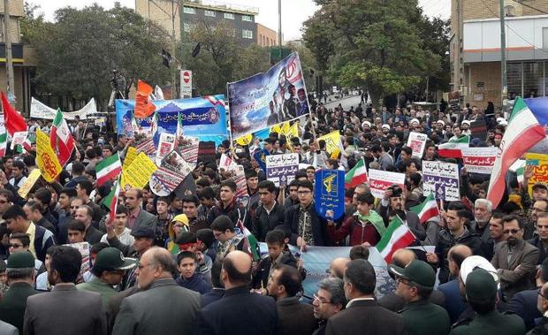 راهپیمایی 13 آبان در همدان آغاز شد