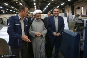بازدید رئیس موسسه تنظیم و نشر آثار امام خمینی(س) از شرکت چاپ و نشر بانک ملی