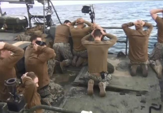  تسلیم شدن ملوانان آمریکایی در کتاب پایه دهم