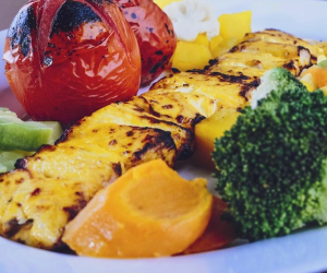 جوجه کباب رستورانی را با این مواد در 5 مرحله درست کن!