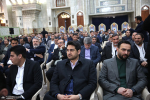 دیدار وزیر اقتصاد  جمعی از مدیران بانک ها با سید حسن خمینی