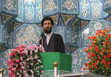 امام جمعه اردکان: یکی از برکات انقلاب اسلامی، ترویج علم و دانش بود