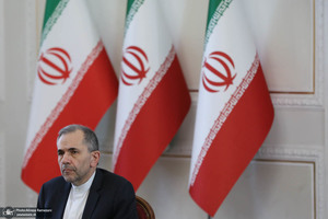 نشست وزیر امور خارجه با سفرا و کارداران و روسای نمایندگی های خارجی و بین‌المللی مقیم تهران