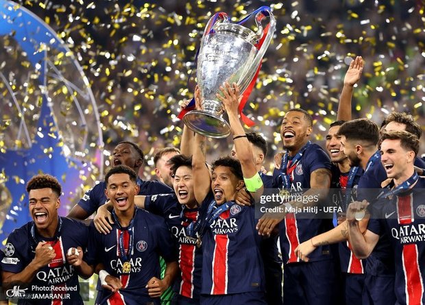 ویدیوی لحظه تاریخی برای پاری سن ژرمن؛ جام لیگ قهرمانان اروپا بر فراز دستان مارکینیوش