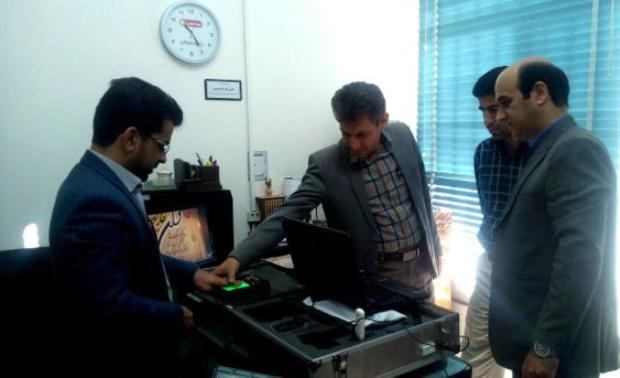نخستین ایستگاه سیار درخواست کارت هوشمند ملی در یزد راه اندازی شد