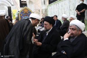 مراسم تشییع و تدفین همسر آیت الله موسوی بجنوردی (ره) در حرم امام خمینی (س)-2