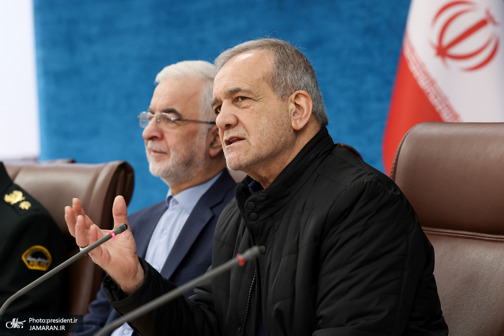 اولین واکنش پزشکیان به اعتراضات در بازار تهران/ رئیس‌جمهور: به وزیر کشور دستور دادم با نمایندگان معترضان گفت و گو کند