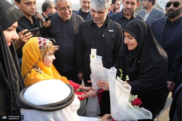 به منظور بازدید از دو مرز شمچله و چذابه؛ وزیر راه و شهرسازی وارد استان خوزستان شد