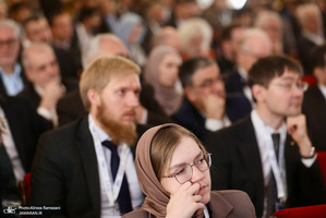 نشست های اجلاس بین المللی تحت تهاجم ؛ تجاوز و دفاع