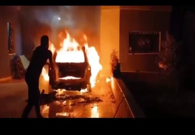 حمله شهرک نشینان صهیونیست به خانه ها و خودروهای فلسطینی ها + فیلم