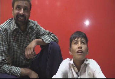 اولین گفت و گو با کودک گوش بریده: با تهدید به کتک مجبورم کردند بگویم ماموران شهردای گوشم را بریده اند