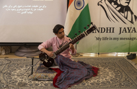 تولد گاندی در سفارت هند 