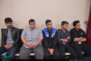 ديدار جمعى از دانشجويان دانشگاه علوم پزشكى شهيد بهشتى با سید حسن خمینی