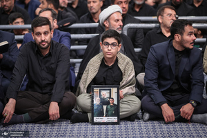 مراسم عزاداری شب تاسوعای حسینی در حسینیه امام خمینی