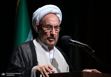 علی یونسی: زرتشتیان از میراث فرهنگ ایرانی حفاظت کردند