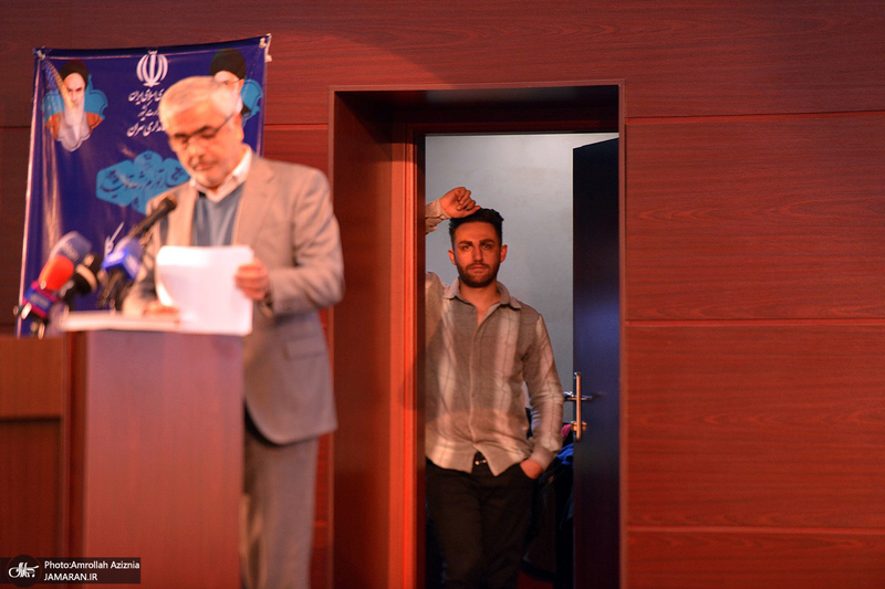 تجدید میثاق استاندار، فرمانداران، مدیران و ائمه جمعه تهران با آرمان های حضرت امام خمینی (س)