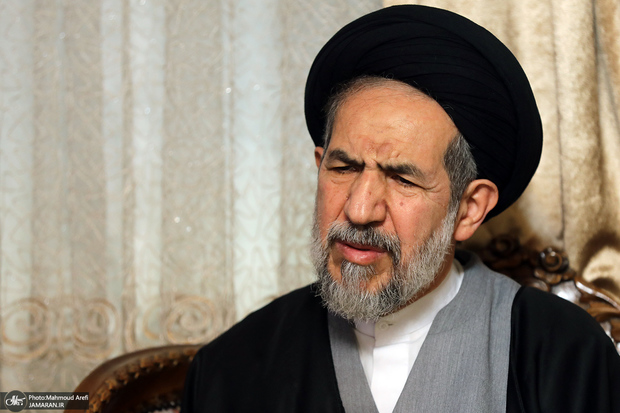 حجت‌الاسلام والمسلمین ابوترابی‌فرد: خود را از هر سخن، کلام و عملی که به وحدت ملی و انسجام اسلامی آسیب می‌زند، دور بداریم 