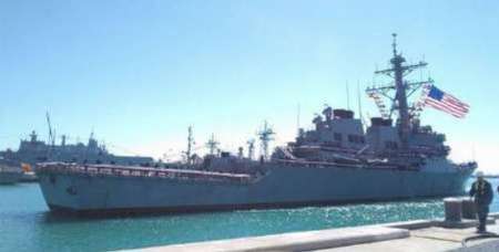 ناو آمریکایی با هشدارهای روسیه وارد دریای سیاه شد