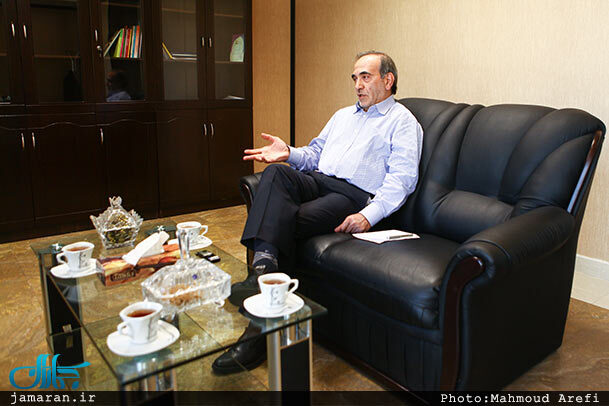 مرتضی حاجی: نگرانم یک مورد از تغییرات دولت افکار عمومی را خوشحال نکند/ روحانی با رأی بالاتر از دوره قبل انتخاب خواهد شد/ اصولگرایان کاندیدایی برای رقابت با روحانی ندارند/ خاتمی تاکنون در قضیه انتخابات 96 دخالت نکرده است