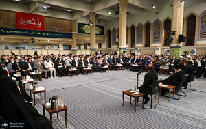 دیدار شاعران و اساتید ادبیات فارسی با رهبر معظم انقلاب