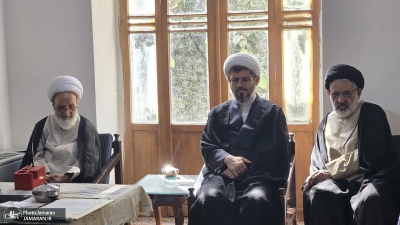 نهمین نشست بازخوانی خاطرات امام خمینی(س) و انقلاب اسلامی  / حجت الاسلام ملکا