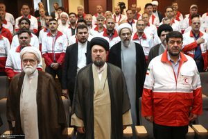 دیدار رییس و امدادگران جمعیت هلال احمر با سید حسن خمینی