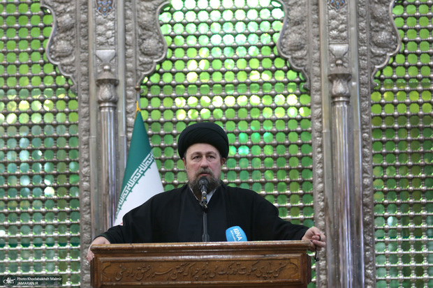 سید حسن خمینی: ان شاء الله مردم در 22 بهمن یک بار دیگر با حضورشان، ایمان خود را در کار گیرند