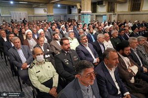 دیدار مسئولان نظام و مهمانان کنفرانس وحدت اسلامی با رهبر معظم انقلاب