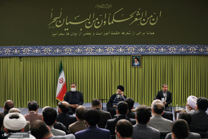 دیدار شاعران و اساتید ادبیات فارسی با رهبر معظم انقلاب