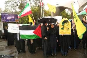 تجمع اعتراضی دانشجویان در دانشگاه تهران به جنایات رژیم صهیونیستی